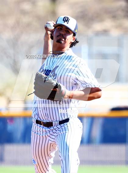 Thumbnail 1 in Quartz Hill vs. New Trier (Coach Bob Invitational) photogallery.