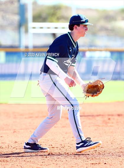 Thumbnail 3 in Quartz Hill vs. New Trier (Coach Bob Invitational) photogallery.