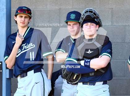 Thumbnail 2 in Quartz Hill vs. New Trier (Coach Bob Invitational) photogallery.