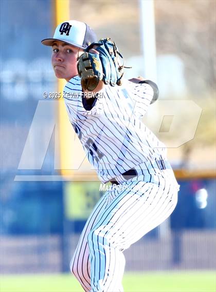 Thumbnail 3 in Quartz Hill vs. New Trier (Coach Bob Invitational) photogallery.