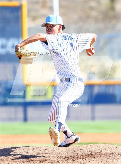 Thumbnail 3 in Quartz Hill vs. New Trier (Coach Bob Invitational) photogallery.