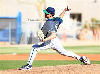 Thumbnail 3 in Quartz Hill vs. New Trier (Coach Bob Invitational) photogallery.