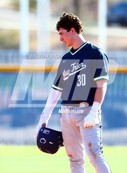 Thumbnail 2 in Quartz Hill vs. New Trier (Coach Bob Invitational) photogallery.