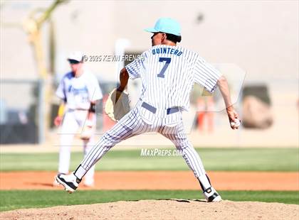 Thumbnail 1 in Quartz Hill vs. New Trier (Coach Bob Invitational) photogallery.