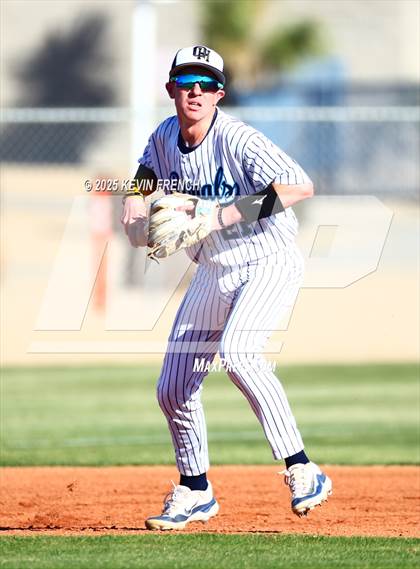 Thumbnail 2 in Quartz Hill vs. New Trier (Coach Bob Invitational) photogallery.