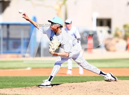 Thumbnail 2 in Quartz Hill vs. New Trier (Coach Bob Invitational) photogallery.