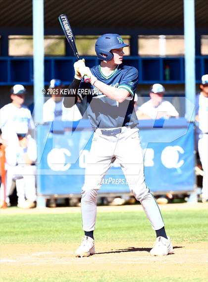 Thumbnail 2 in Quartz Hill vs. New Trier (Coach Bob Invitational) photogallery.