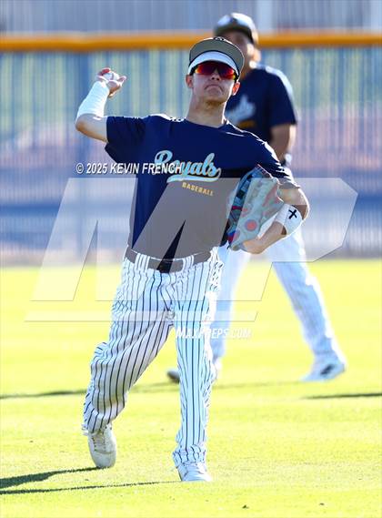 Thumbnail 2 in Quartz Hill vs. New Trier (Coach Bob Invitational) photogallery.