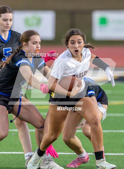 Thumbnail 1 in Oconee County vs. Harlem photogallery.