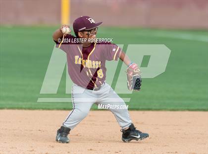 Thumbnail 3 in Floresville vs Devine photogallery.