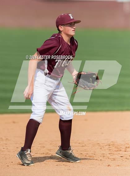 Thumbnail 2 in Floresville vs Devine photogallery.