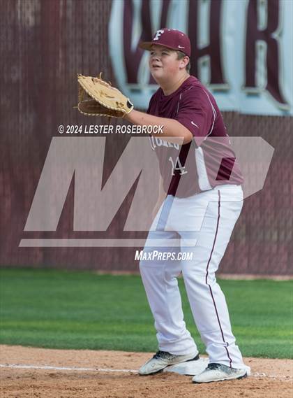 Thumbnail 3 in Floresville vs Devine photogallery.