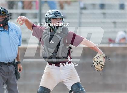 Thumbnail 2 in Floresville vs Devine photogallery.