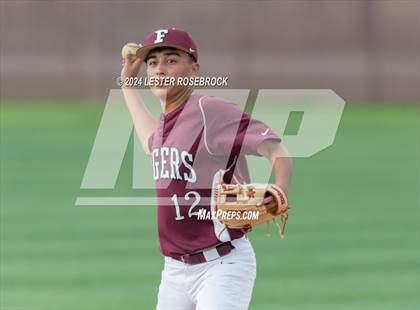 Thumbnail 2 in Floresville vs Devine photogallery.