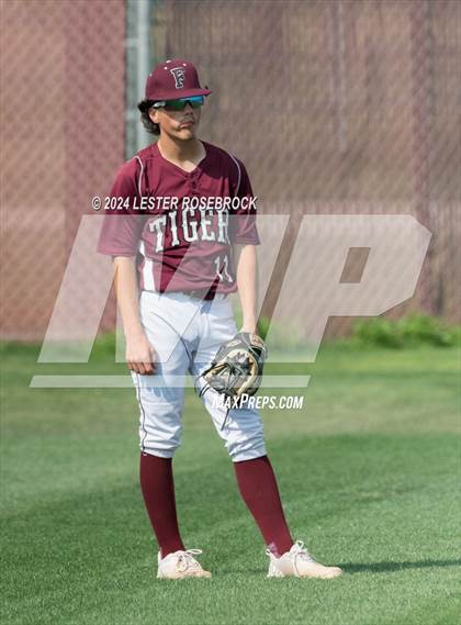 Thumbnail 1 in Floresville vs Devine photogallery.