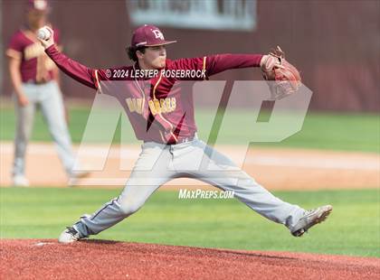 Thumbnail 3 in Floresville vs Devine photogallery.
