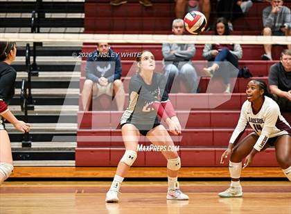 Thumbnail 2 in Glynn Academy vs Lakeside photogallery.