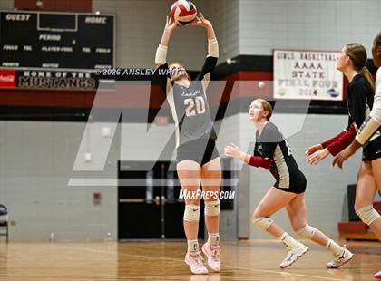 Thumbnail 3 in Glynn Academy vs Lakeside photogallery.