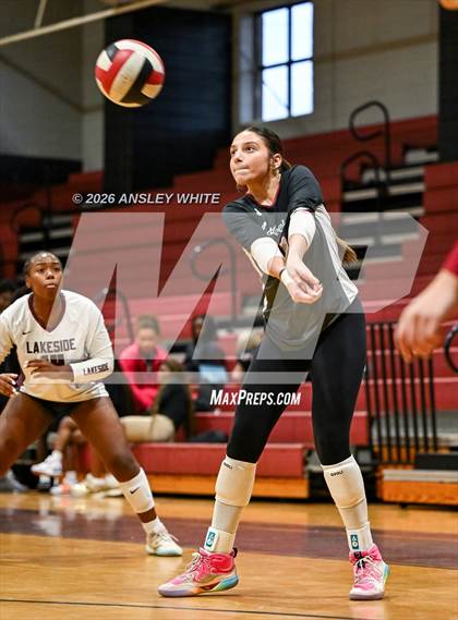 Thumbnail 2 in Glynn Academy vs Lakeside photogallery.