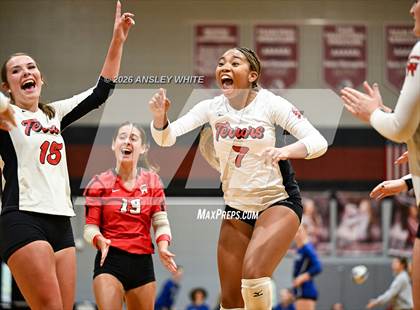 Thumbnail 3 in Glynn Academy vs Lakeside photogallery.