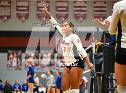 Thumbnail 2 in Glynn Academy vs Lakeside photogallery.