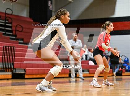 Thumbnail 1 in Glynn Academy vs Lakeside photogallery.