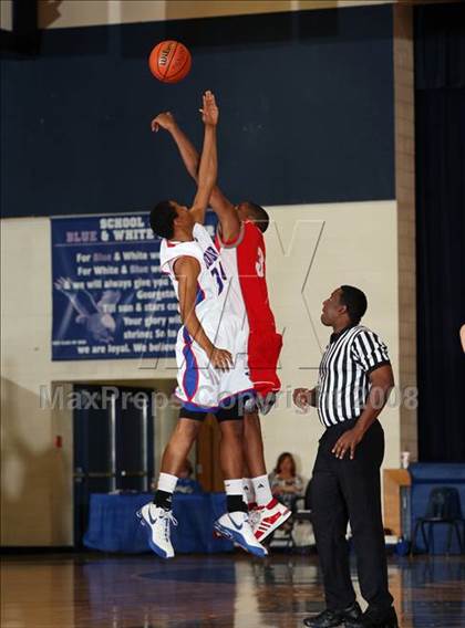 Thumbnail 1 in Midway vs. Travis (Georgetown Jack Frost Invitational) photogallery.