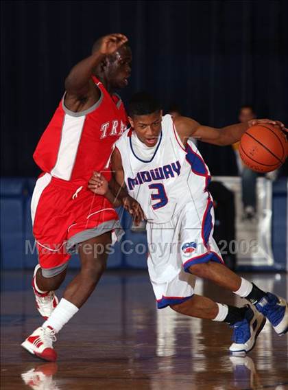 Thumbnail 3 in Midway vs. Travis (Georgetown Jack Frost Invitational) photogallery.