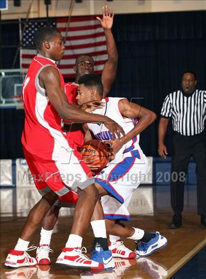 Thumbnail 1 in Midway vs. Travis (Georgetown Jack Frost Invitational) photogallery.