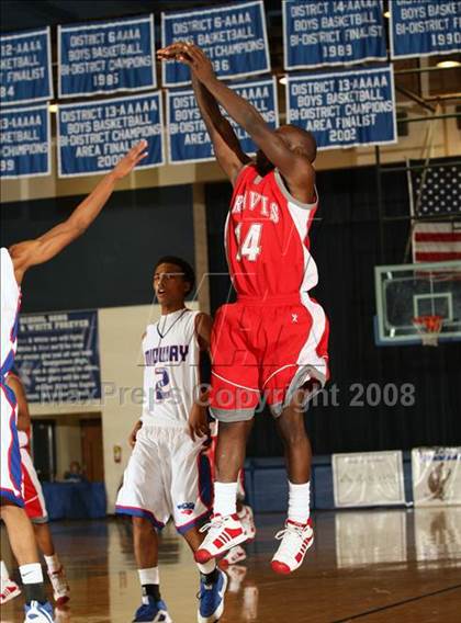 Thumbnail 2 in Midway vs. Travis (Georgetown Jack Frost Invitational) photogallery.