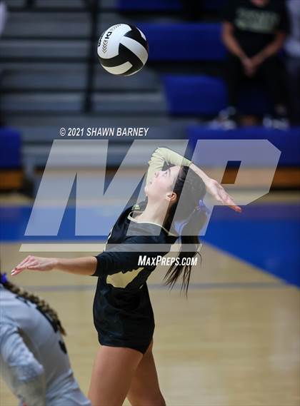 Thumbnail 1 in McCutcheon vs. Penn (IHSAA 4A Semifinal Playoff) photogallery.