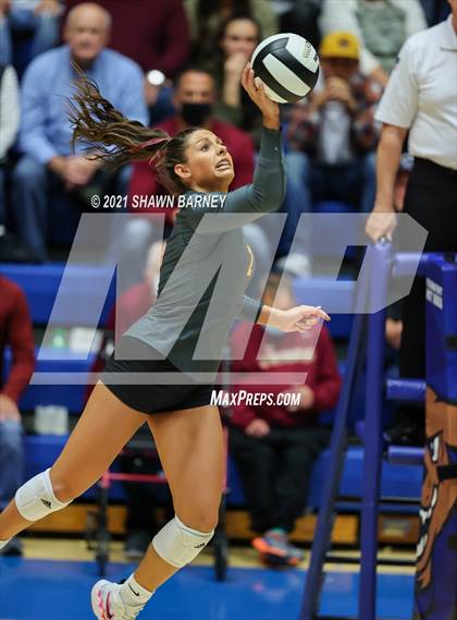 Thumbnail 2 in McCutcheon vs. Penn (IHSAA 4A Semifinal Playoff) photogallery.