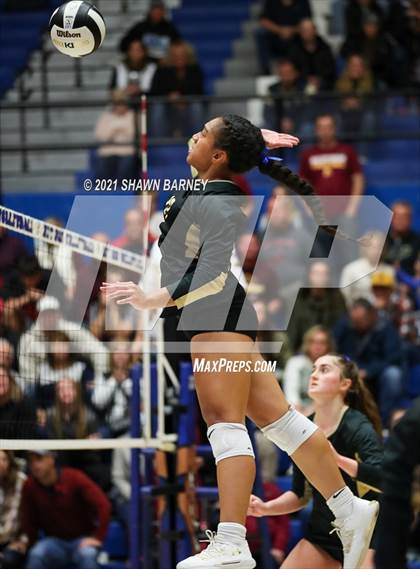 Thumbnail 3 in McCutcheon vs. Penn (IHSAA 4A Semifinal Playoff) photogallery.