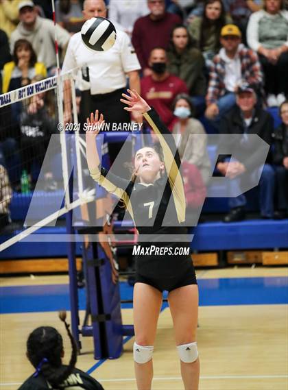 Thumbnail 2 in McCutcheon vs. Penn (IHSAA 4A Semifinal Playoff) photogallery.