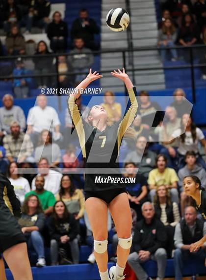 Thumbnail 1 in McCutcheon vs. Penn (IHSAA 4A Semifinal Playoff) photogallery.