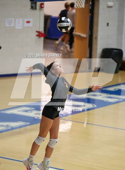 Thumbnail 3 in McCutcheon vs. Penn (IHSAA 4A Semifinal Playoff) photogallery.