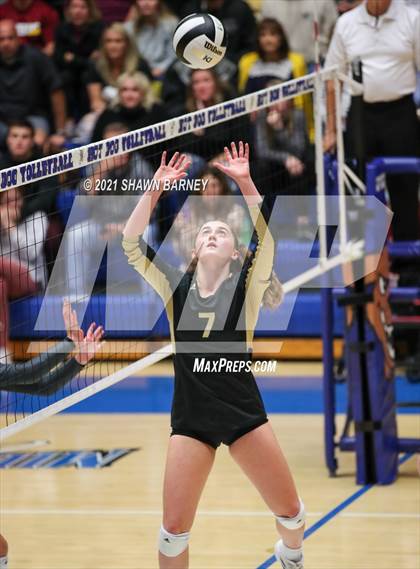 Thumbnail 3 in McCutcheon vs. Penn (IHSAA 4A Semifinal Playoff) photogallery.
