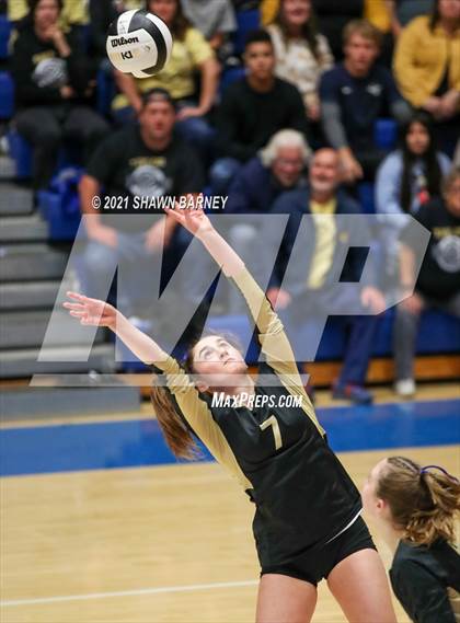 Thumbnail 2 in McCutcheon vs. Penn (IHSAA 4A Semifinal Playoff) photogallery.
