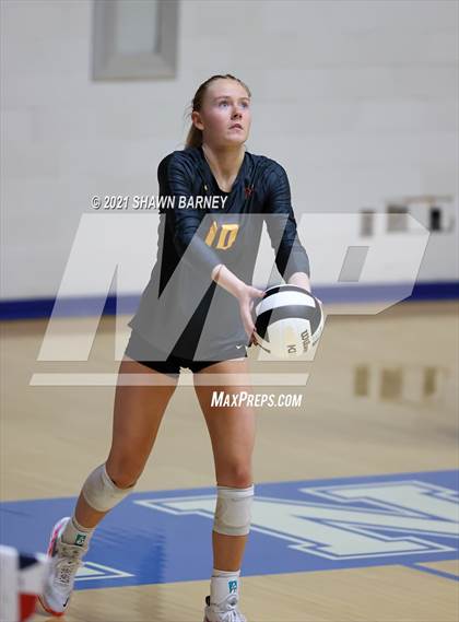 Thumbnail 2 in McCutcheon vs. Penn (IHSAA 4A Semifinal Playoff) photogallery.