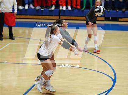 Thumbnail 1 in McCutcheon vs. Penn (IHSAA 4A Semifinal Playoff) photogallery.