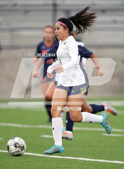 Thumbnail 1 in Pine Tree vs. McKinney North (UIL 5A Area Soccer Playoff) photogallery.
