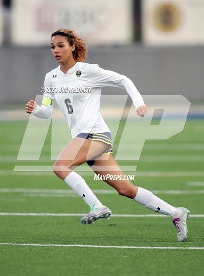 Thumbnail 3 in Pine Tree vs. McKinney North (UIL 5A Area Soccer Playoff) photogallery.