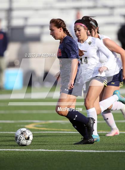 Thumbnail 3 in Pine Tree vs. McKinney North (UIL 5A Area Soccer Playoff) photogallery.