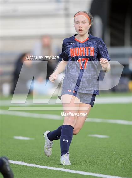 Thumbnail 2 in Pine Tree vs. McKinney North (UIL 5A Area Soccer Playoff) photogallery.