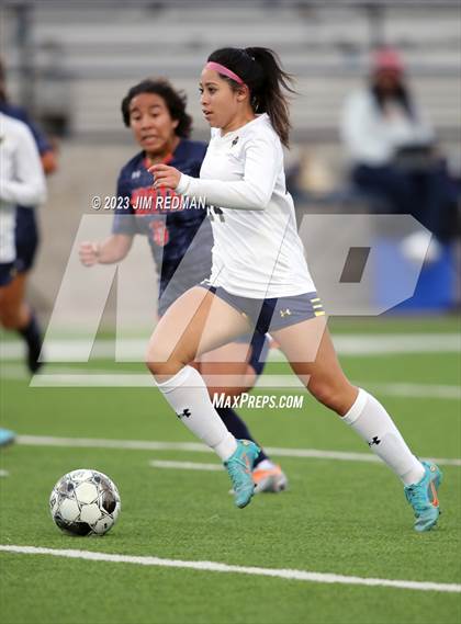 Thumbnail 2 in Pine Tree vs. McKinney North (UIL 5A Area Soccer Playoff) photogallery.