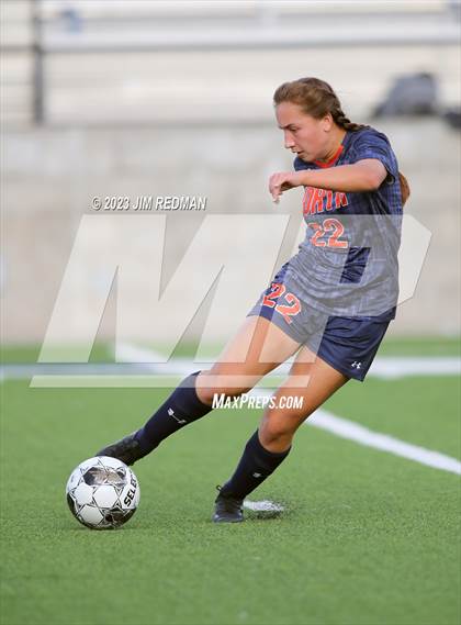Thumbnail 3 in Pine Tree vs. McKinney North (UIL 5A Area Soccer Playoff) photogallery.