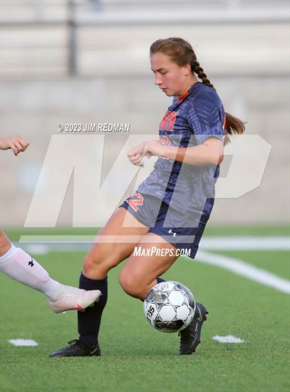 Thumbnail 2 in Pine Tree vs. McKinney North (UIL 5A Area Soccer Playoff) photogallery.