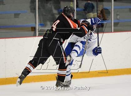 Thumbnail 2 in Ridgefield vs. West Haven (West Haven Christmas Tournament) photogallery.