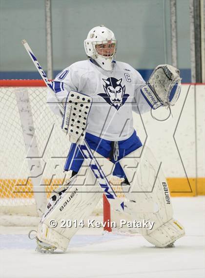 Thumbnail 3 in Ridgefield vs. West Haven (West Haven Christmas Tournament) photogallery.