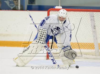 Thumbnail 2 in Ridgefield vs. West Haven (West Haven Christmas Tournament) photogallery.
